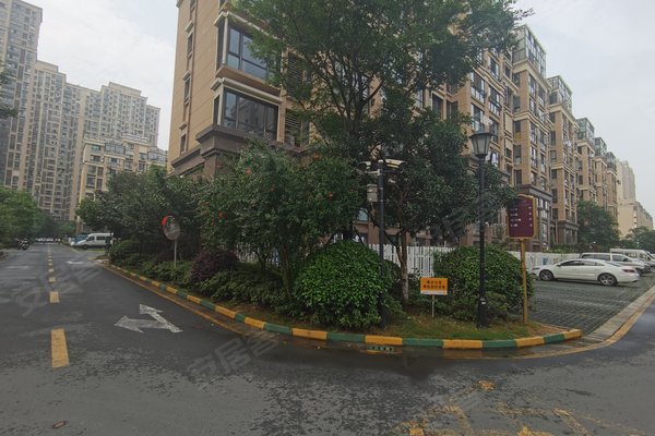 苏州尼盛滨江城最新房价,苏州尼盛滨江城最新房价动态分析