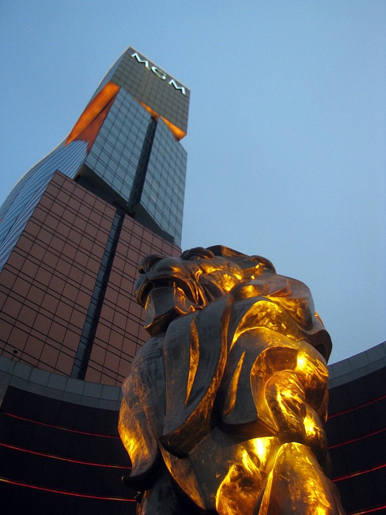 2004新奥门天天开好彩,探索新澳门，2004年的繁荣与好彩