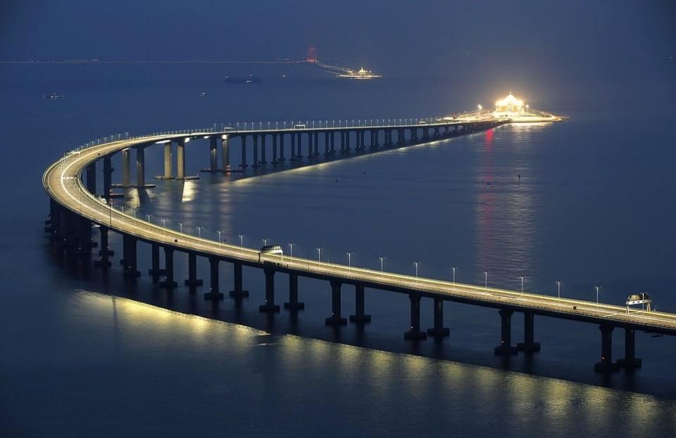 2025新澳门正版免费资本车,探索未来的资本车，澳门正版免费资本车的发展与展望（2025）