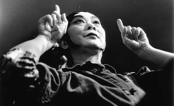 香港今晚必开一肖,香港今晚必开一肖，文化、历史与未来的交融