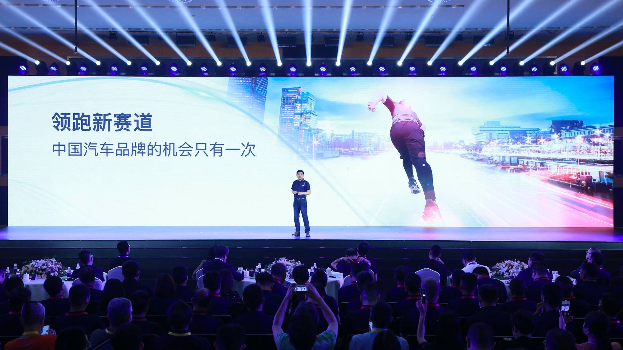 2025澳门濠江免费资料,澳门濠江的未来展望，免费资料的探索与机遇（至2025年）