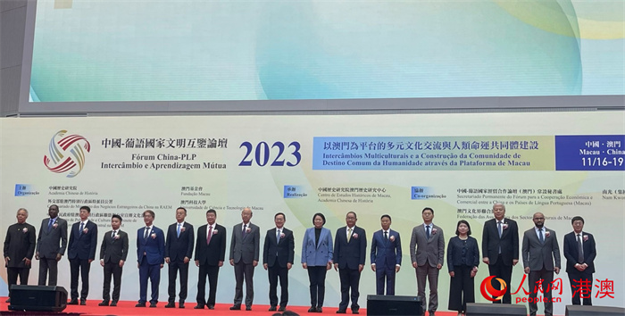 2025年新澳门挂牌全篇,澳门作为中国的特别行政区，一直以来以其独特的文化魅力、历史底蕴和现代化的城市风貌吸引着世界各地的目光。随着时代的发展，澳门正迎来新的发展机遇，特别是在旅游、娱乐和商务领域。本文将围绕2025年新澳门挂牌全篇这一主题，展望澳门的未来发展。