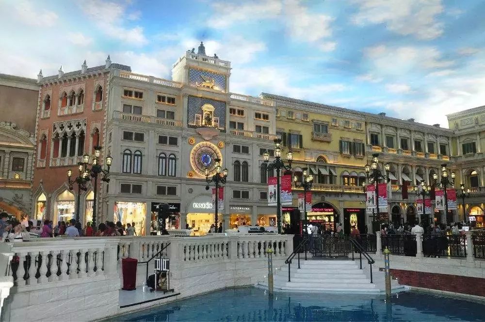 澳门一码一肖一待一中百度,澳门一码一肖一待一中，文化交汇与旅游魅力的探索
